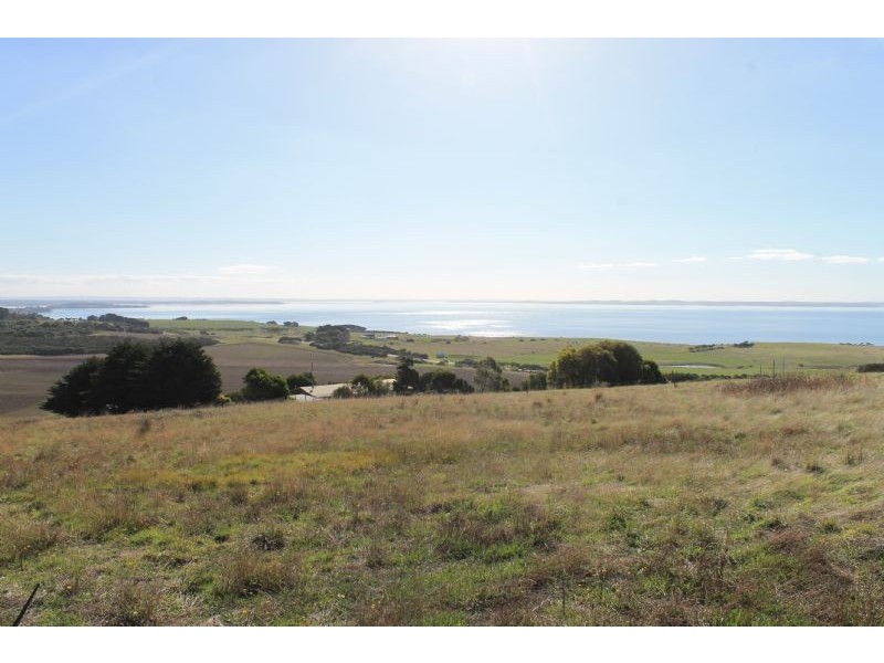 45 Punchbowl Road, San Remo VIC 3925