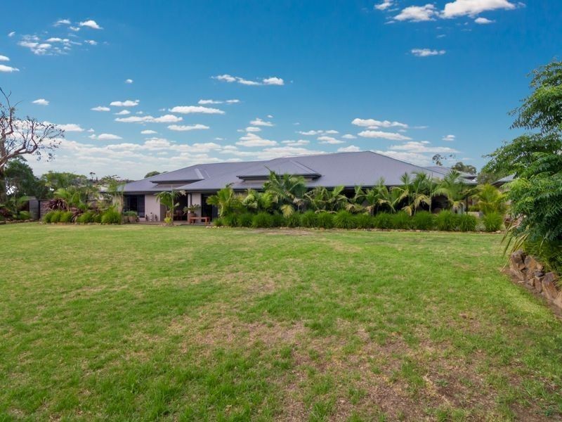 14 Casuarina Court, Cowes VIC 3922