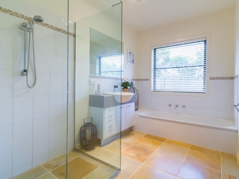 14 Casuarina Court, Cowes VIC 3922