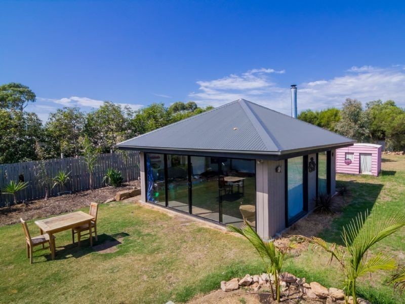 14 Casuarina Court, Cowes VIC 3922