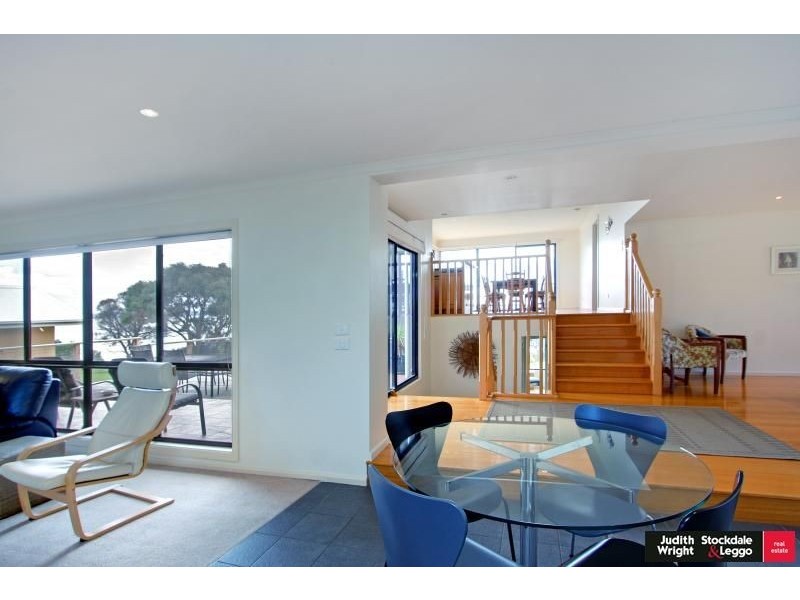 2 Langard Road, Cowes VIC 3922