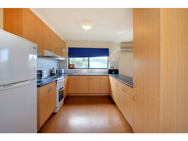 15 Batman Avenue, Surf Beach VIC 3922