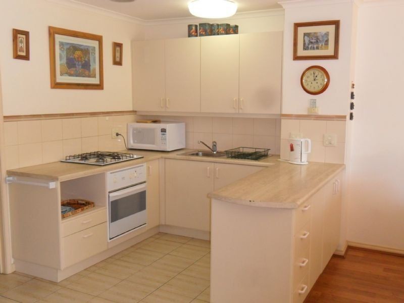 8/6 Findlay Street, Cowes VIC 3922