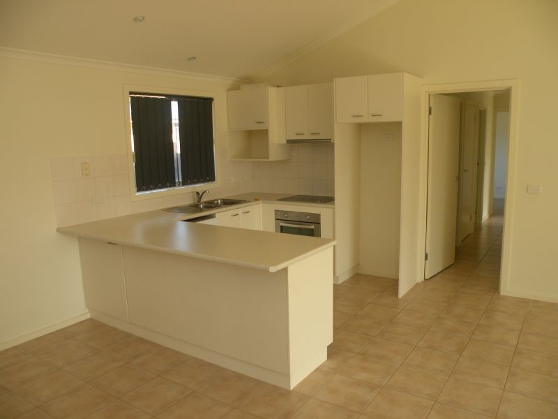 1/39 Elwood ave, Surf Beach VIC 3922