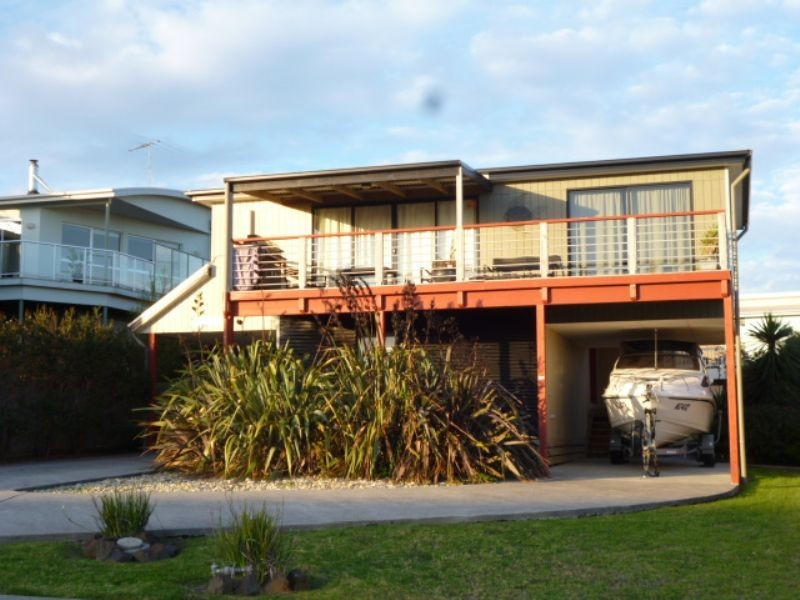 75 Penniwells Drive, San Remo VIC 3925