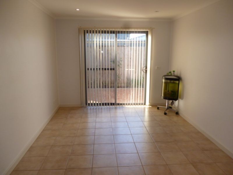 4/2 Grandview Grove, Cowes VIC 3922