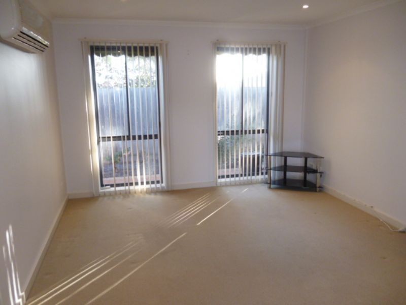 4/2 Grandview Grove, Cowes VIC 3922