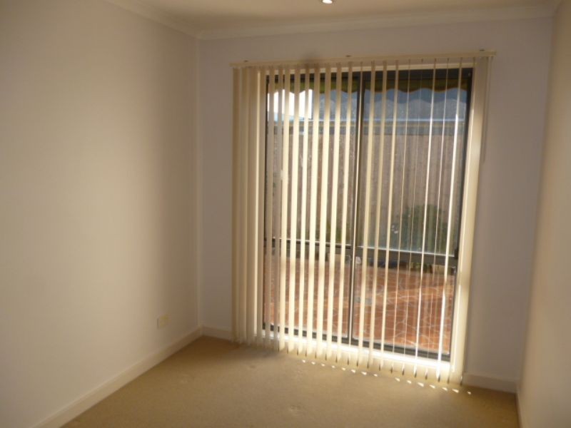 4/2 Grandview Grove, Cowes VIC 3922