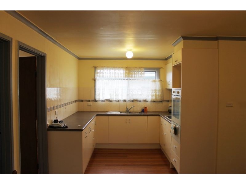 28 Lansell Road, Cowes VIC 3922