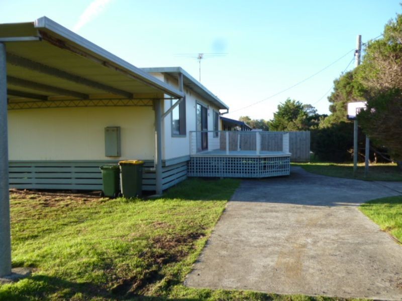 32 Tolley Avenue, Surf Beach VIC 3922