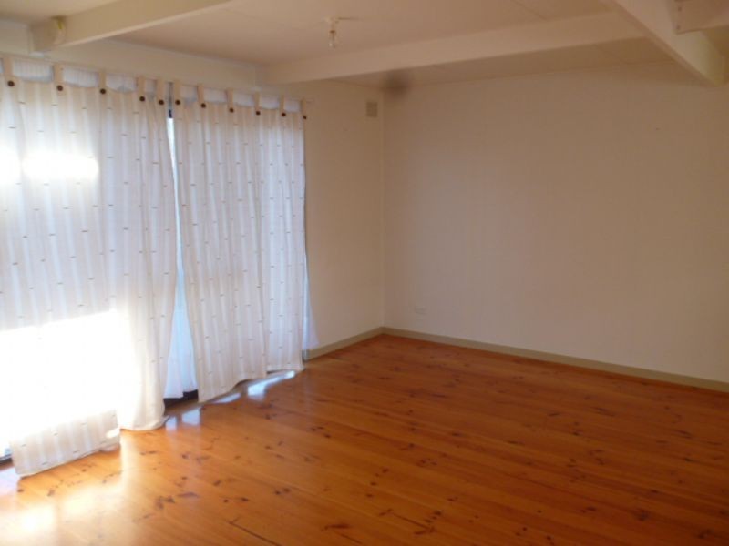 32 Tolley Avenue, Surf Beach VIC 3922