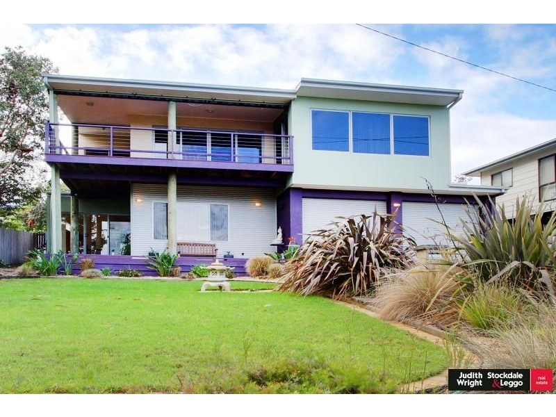 61 Red Rocks Road, Cowes VIC 3922