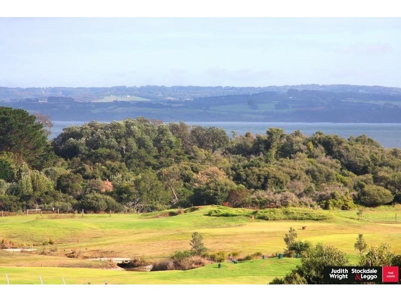 61 Red Rocks Road, Cowes VIC 3922