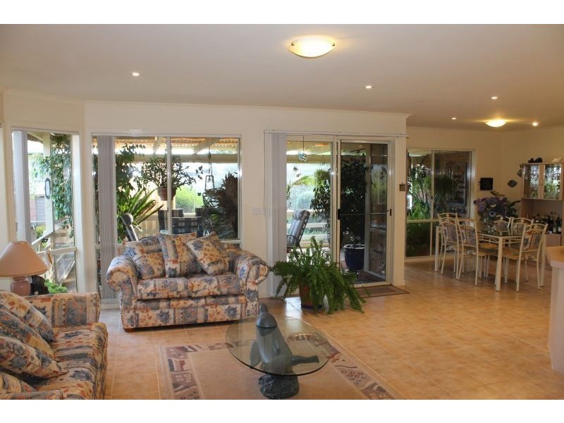 367 Church Street, Cowes VIC 3922