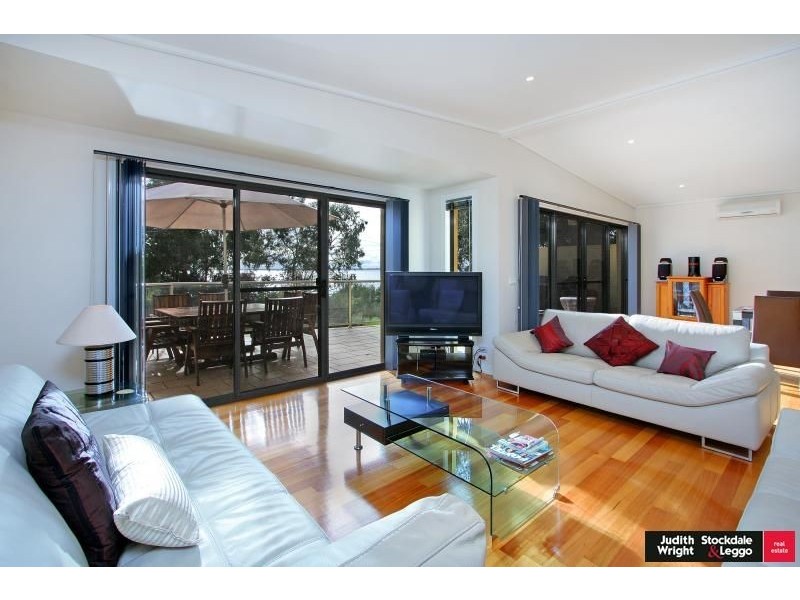 1/1-5 Steele Street, Cowes VIC 3922