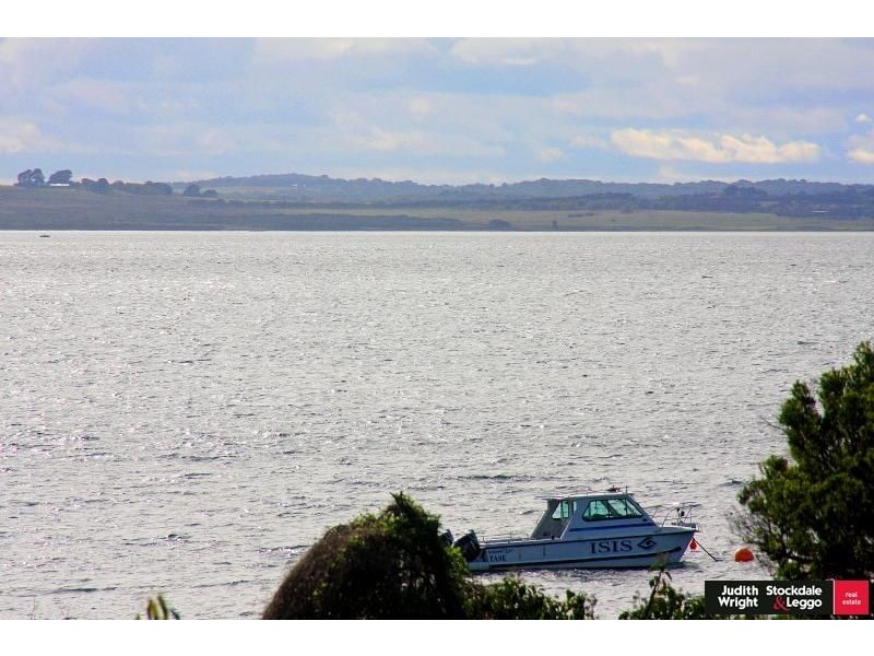 1/1-5 Steele Street, Cowes VIC 3922