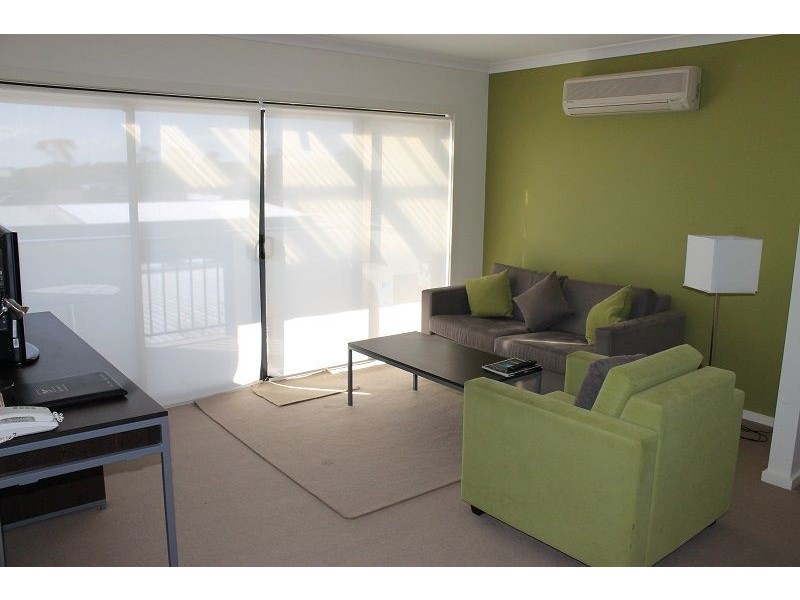 18/146 Thompson Avenue, Cowes VIC 3922