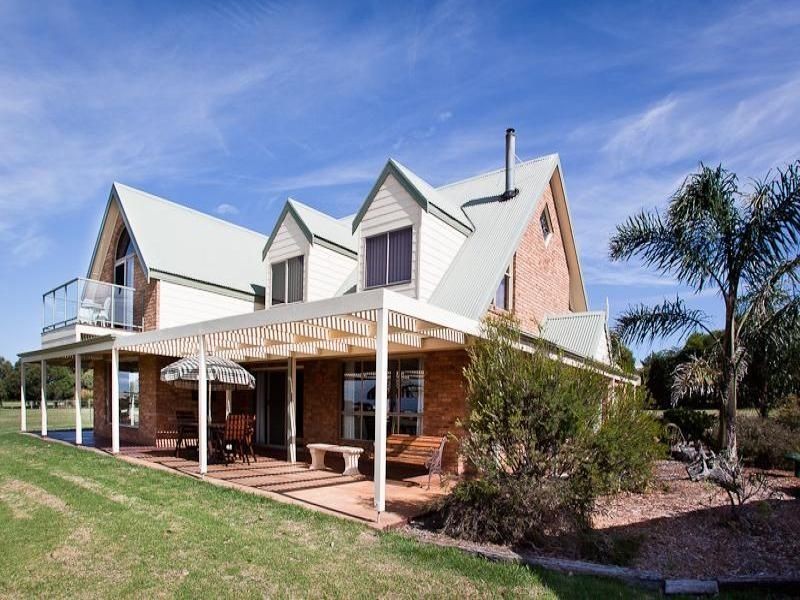 38 Anderson Street, San Remo VIC 3925