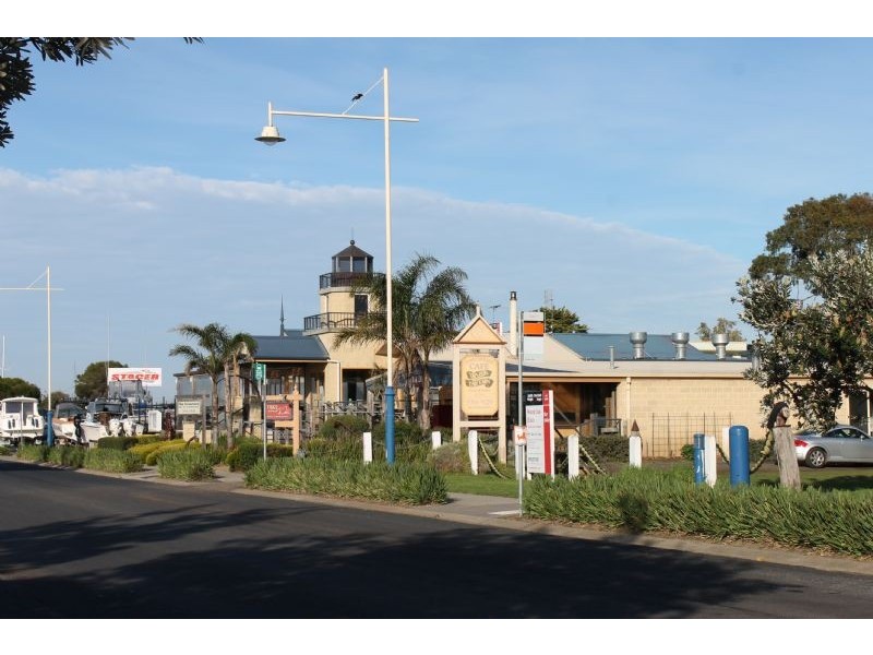 2/9-11 Beach Road, Rhyll VIC 3923