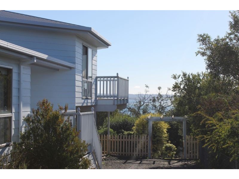 18 Seacombe Grove, Ventnor VIC 3922