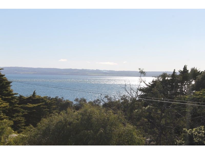 18 Seacombe Grove, Ventnor VIC 3922