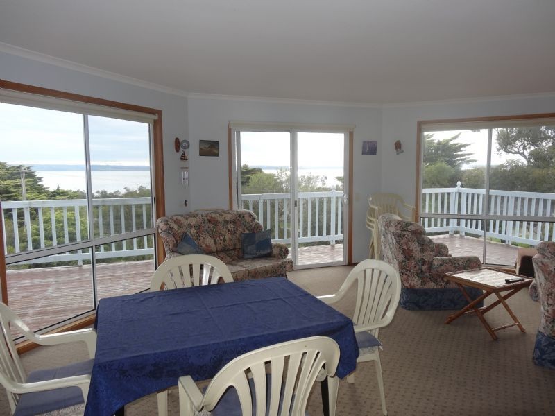 18 Seacombe Grove, Ventnor VIC 3922