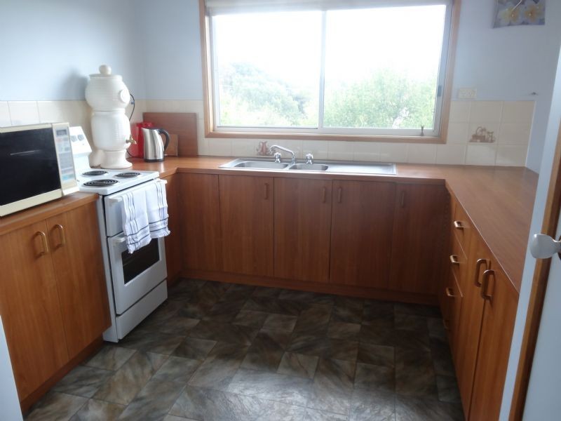 18 Seacombe Grove, Ventnor VIC 3922