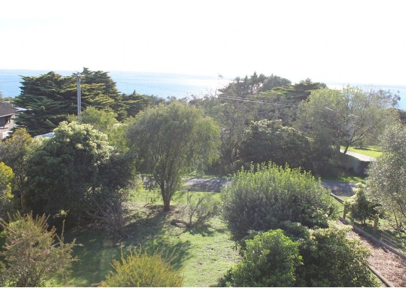18 Seacombe Grove, Ventnor VIC 3922