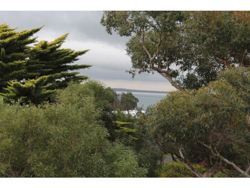 18 Seacombe Grove, Ventnor VIC 3922