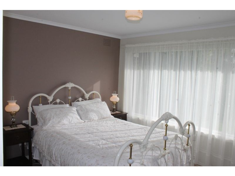 9 Chicory Avenue, Cowes VIC 3922