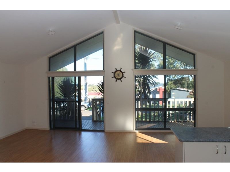 6 Hallway Drive, Wimbledon Heights VIC 3922