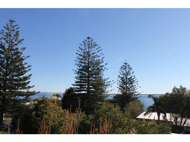 9/9 Warley Avenue, Cowes VIC 3922