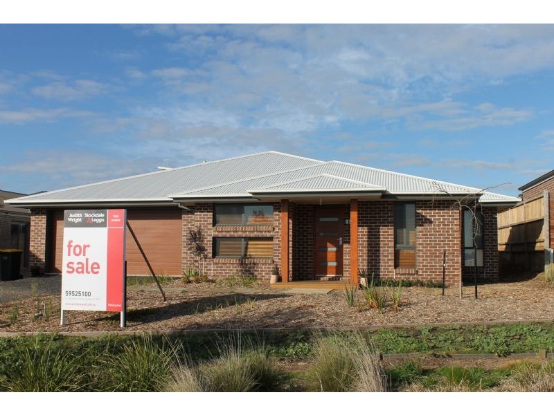 13 Boobook Grove, Cowes VIC 3922