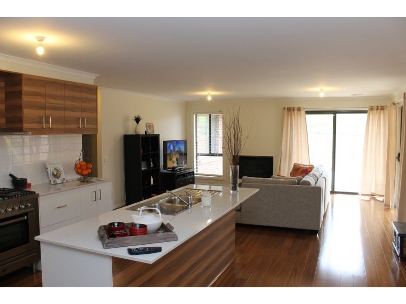 13 Boobook Grove, Cowes VIC 3922