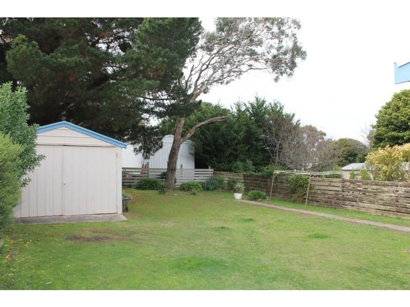 62 Teddy Bear Lane, Cowes VIC 3922