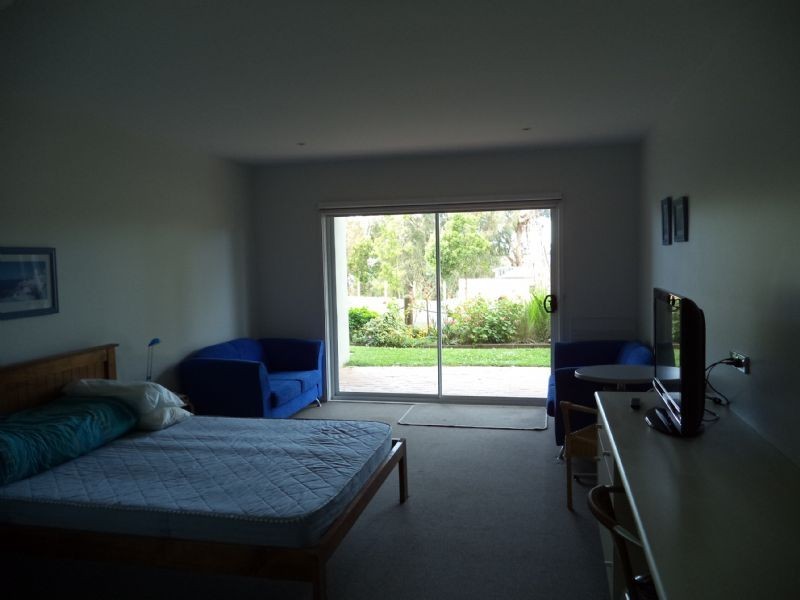 116/1 The Esplanade, Cowes VIC 3922