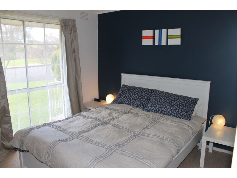 2 Elsford Close, Cowes VIC 3922