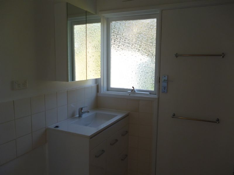 17 Ti Tree Drive, Cowes VIC 3922
