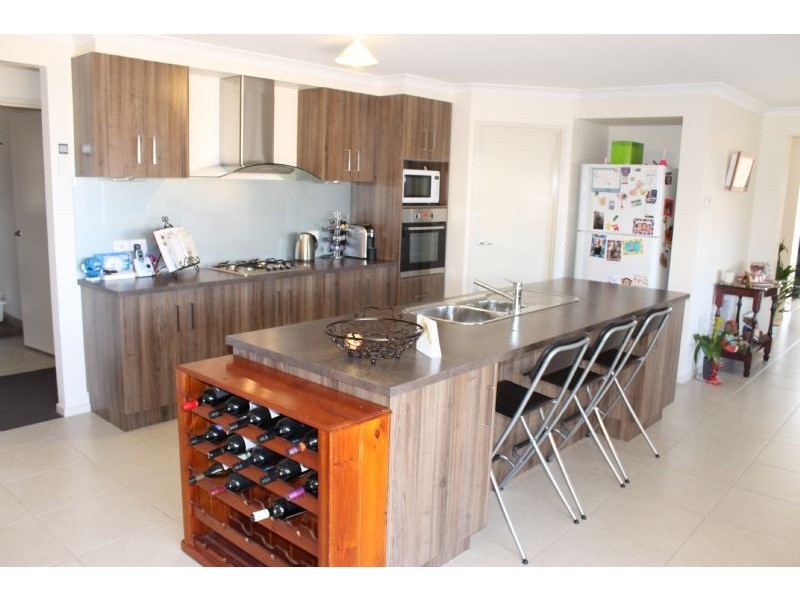 15 Boobook Grove, Cowes VIC 3922