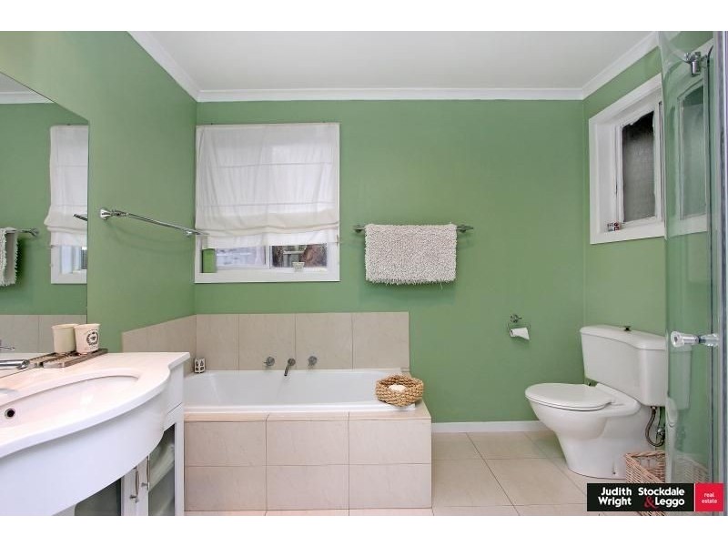 17 McHaffie Drive, Cowes VIC 3922