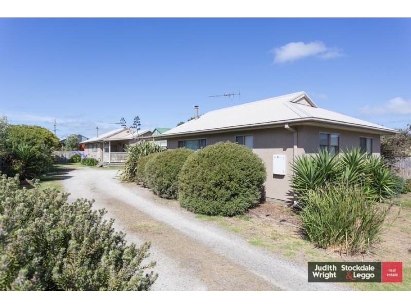14 Alvina Crescent, Surf Beach VIC 3922