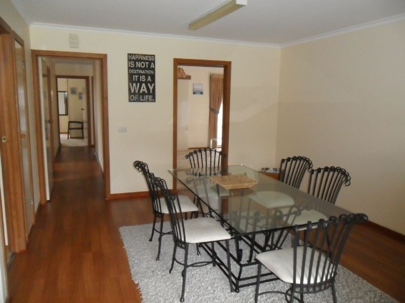 26 Shamrock Avenue, Cowes VIC 3922