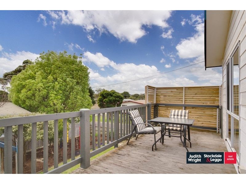 11 Ventnor Road, Cowes VIC 3922