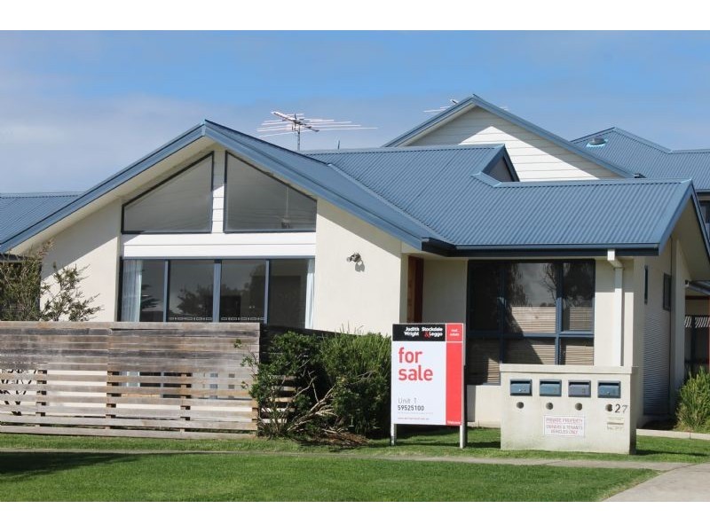 1/27 Chapel Street, Cowes VIC 3922