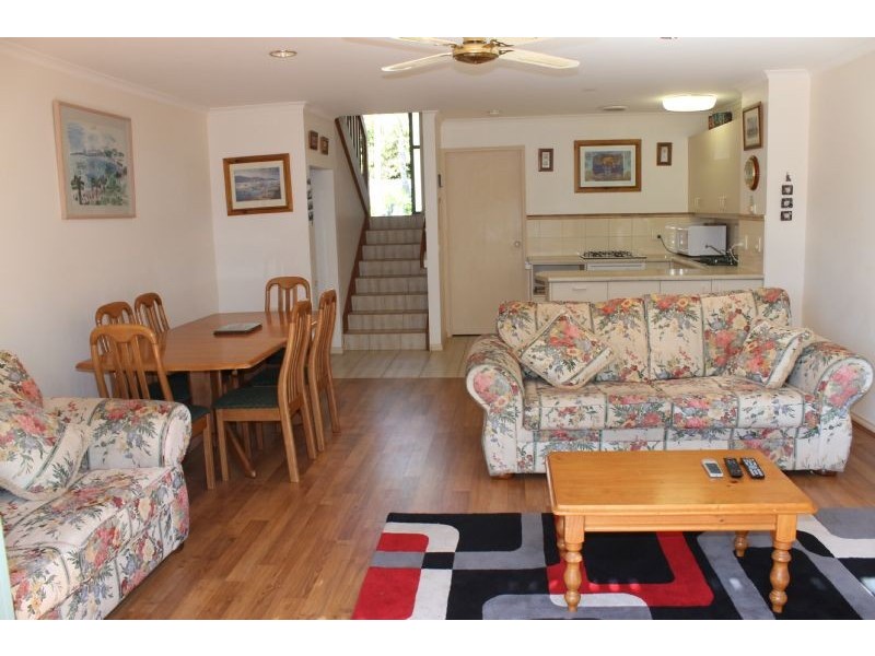 8/6 Findlay Street, Cowes VIC 3922