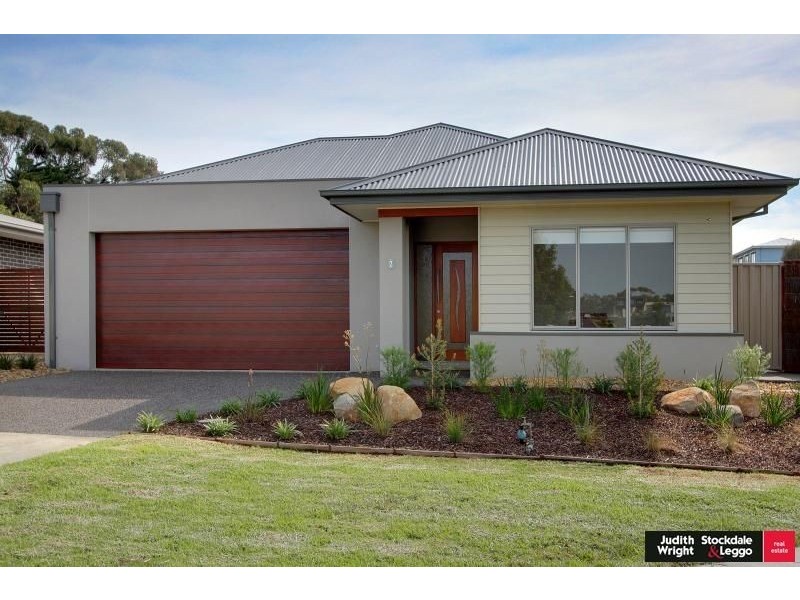 2 Blue Wren Place, Cowes VIC 3922