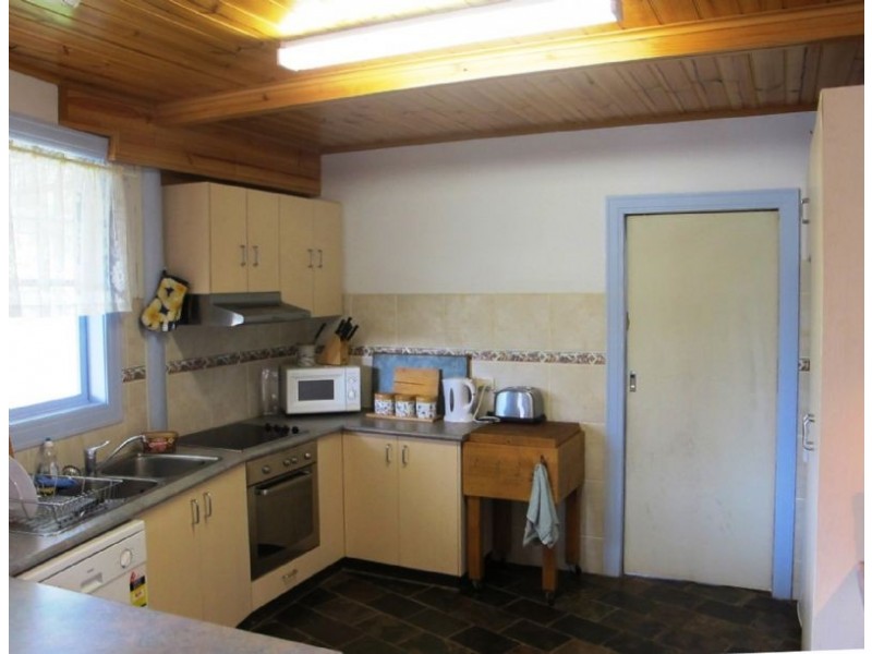 12 Elwood Avenue, Surf Beach VIC 3922