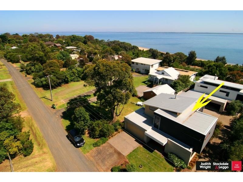 1/2 Hartley Street, Cowes VIC 3922