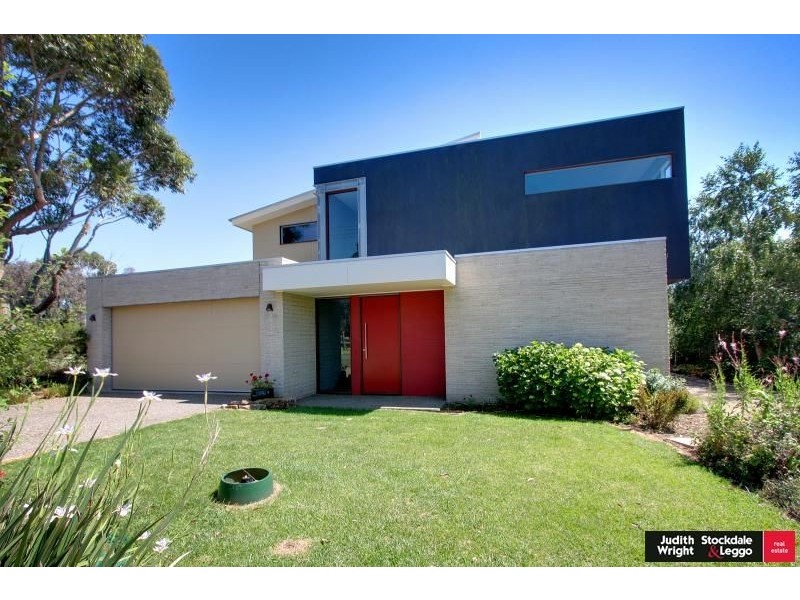 1/2 Hartley Street, Cowes VIC 3922