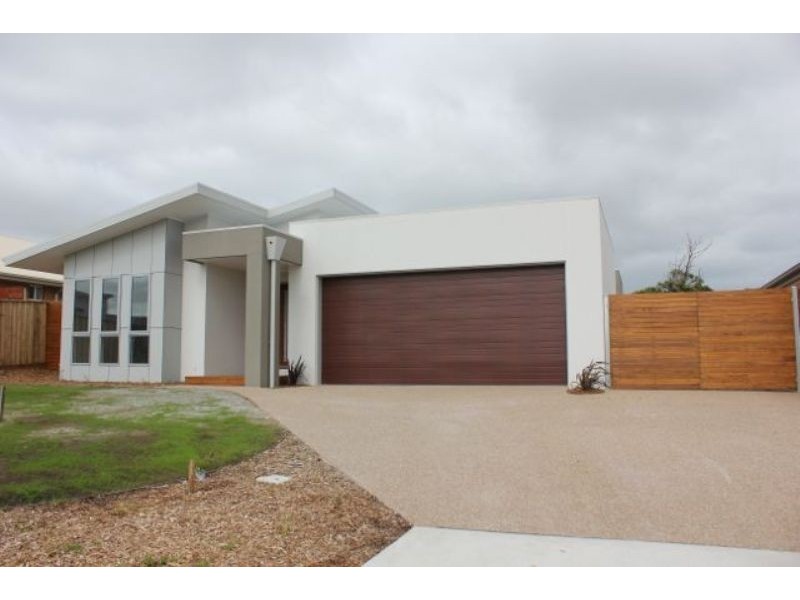 34 Wagtail Way, Cowes VIC 3922